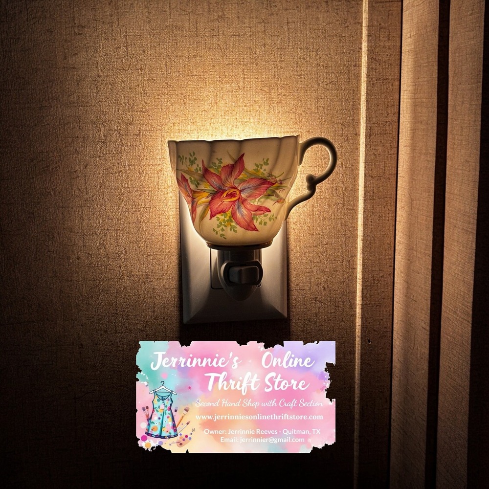 Vintage Teacup Night Light Set Floral Porcelain Cottagecore Plug In Wall Decor
